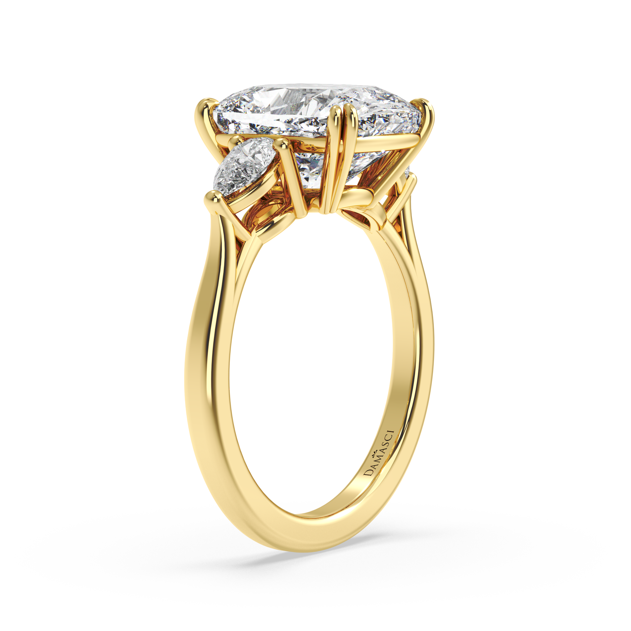 Clase De Real Signature Three-Stone Ring - Elongated Cushion