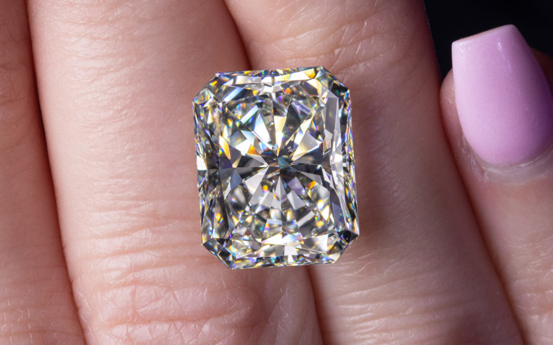 What Makes Diamonds Sparkle