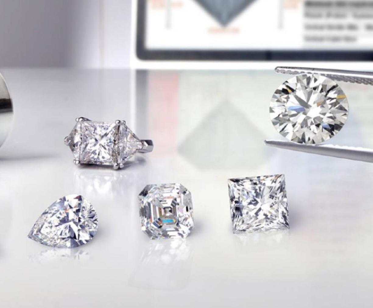 Lab-Grown vs Natural Diamonds: Which Should You Choose?