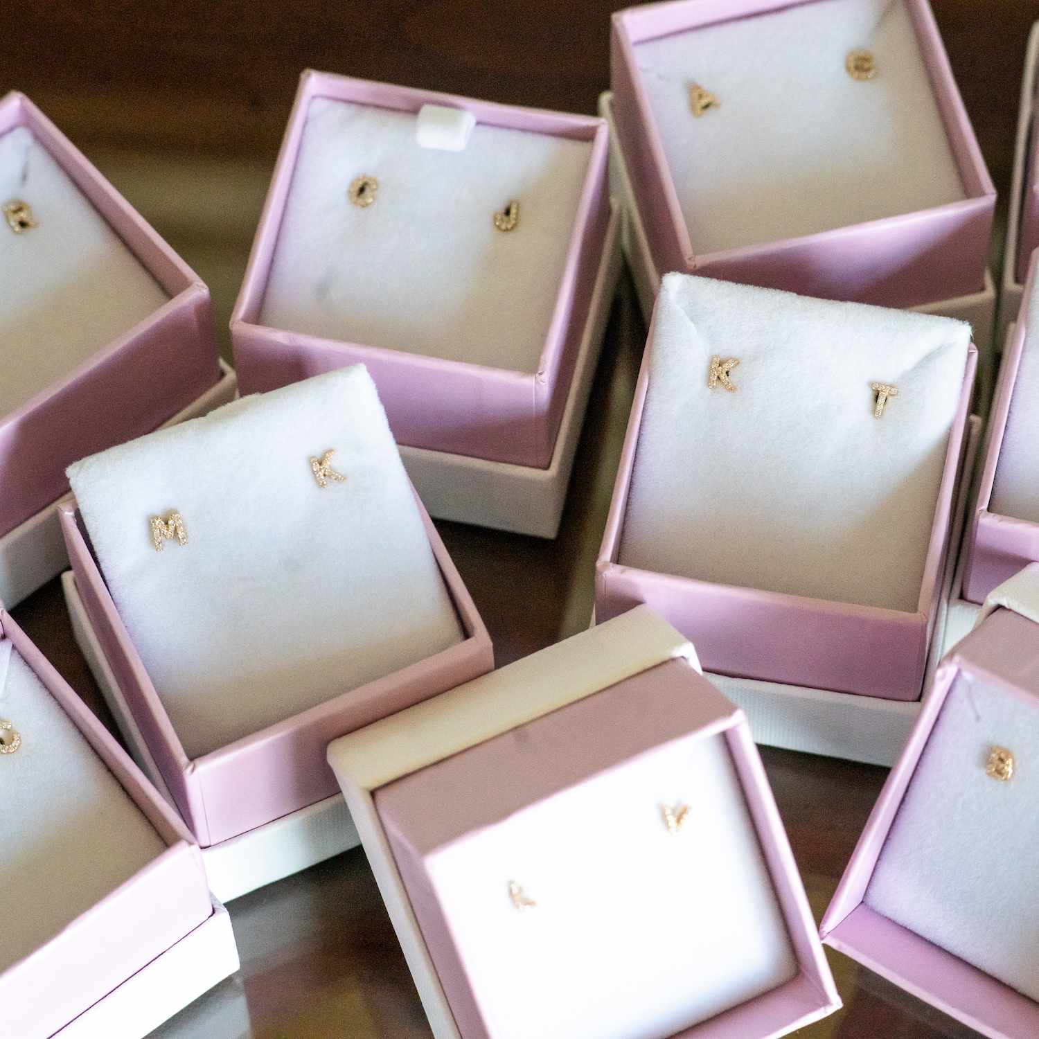 The Guide to Giving Gifts to your Bridesmaids