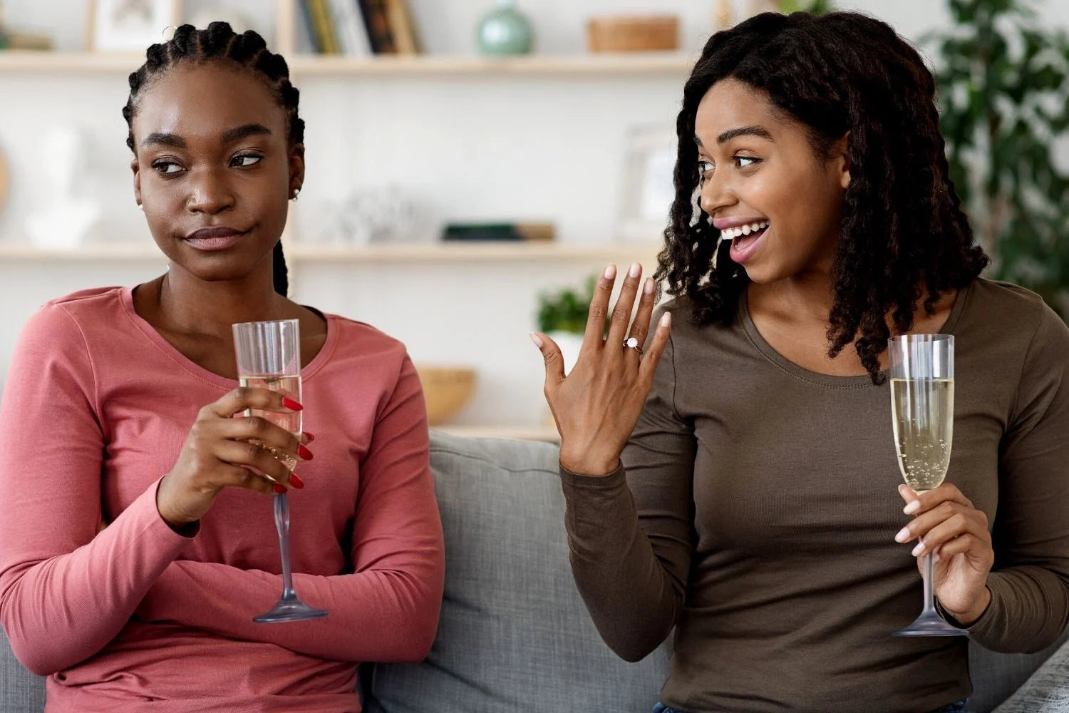 Getting Engaged & Making Her Friends Jealous
