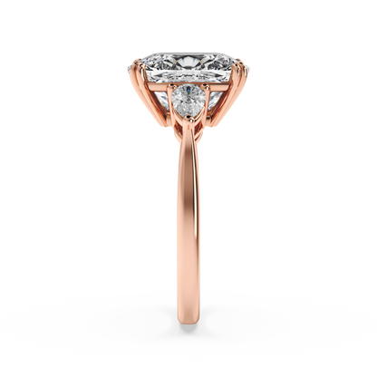 Clase De Real Signature Three-Stone Ring - Elongated Cushion
