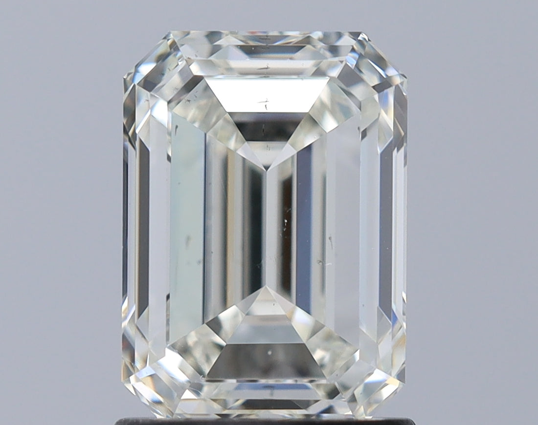 1.70 Carat Emerald Natural Diamond