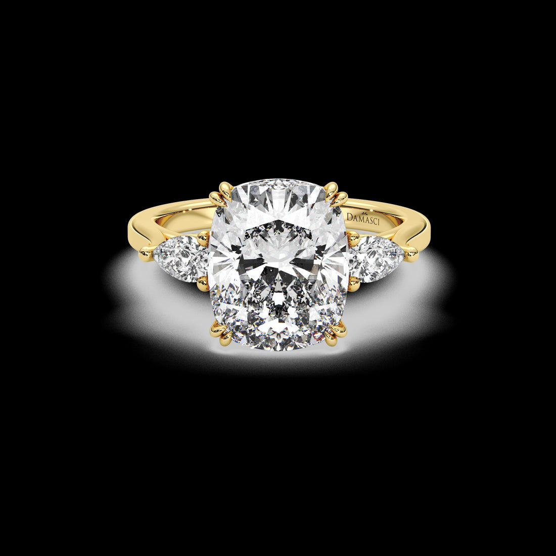 Clase De Real Signature Three-Stone Ring - Elongated Cushion